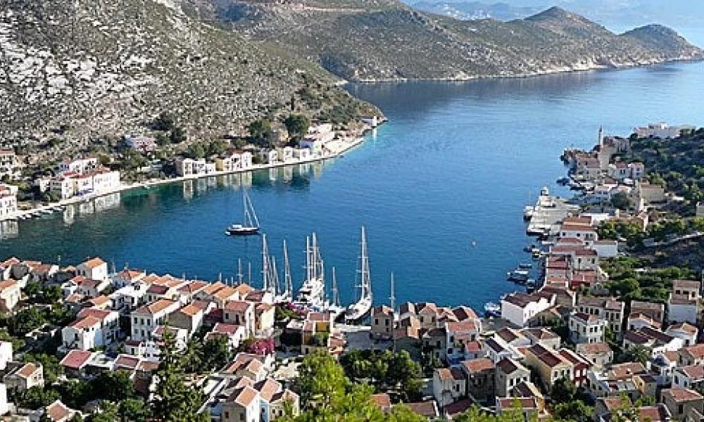 Προπαγάνδα από Anadolu: "Σβήνει" το Καστελόριζο από το χάρτη